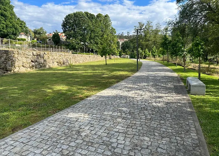 Nature E Al - Termas Saude E Beleza, Totalmente Renovado - Piscinas Municipais Em Frente - Epoca Julho A Setembro Apartman *